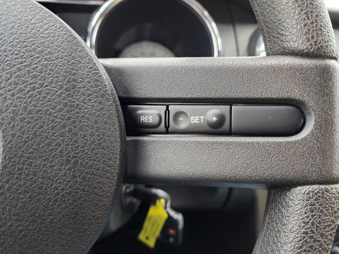 Used 2005 Ford Mustang GT image 15