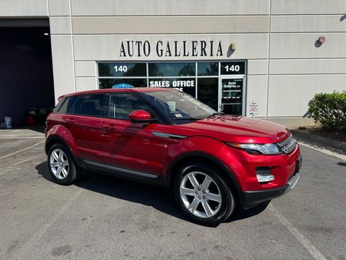 Used 2015 Land Rover Range Rover Evoque Pure Premium AWD/4WD image 2