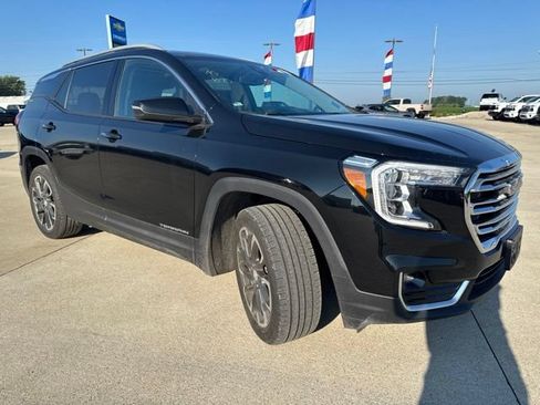 Used 2024 GMC Terrain SLT AWD/4WD image 15