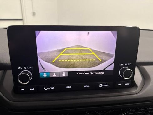 Used 2023 Honda Accord LX image 31