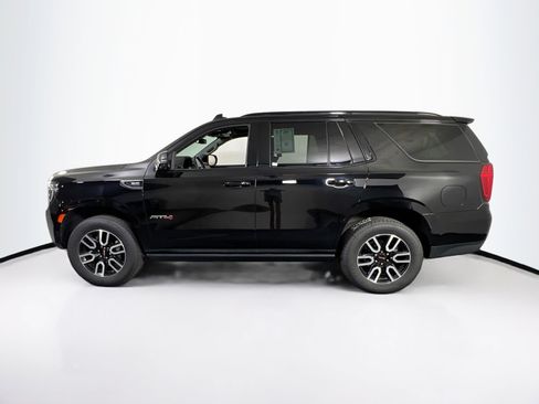 Used 2021 GMC Yukon AT4 w/ AT4 Premium Package AWD/4WD image 8
