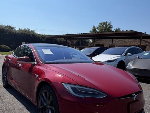 Used 2018 Tesla Model S P100D AWD/4WD image 3