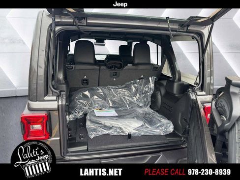 New 2026 Jeep Wrangler Unlimited Sahara image 13