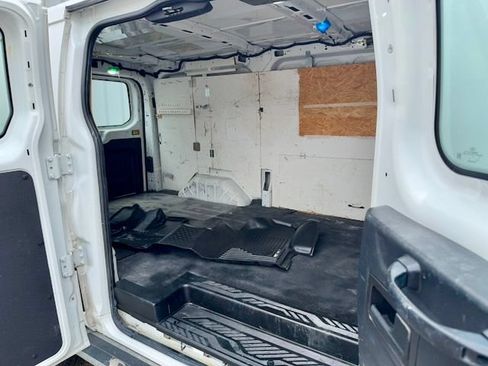Used 2018 Ford Transit 250 130 Low Roof w/ Exterior Upgrade Package RWD image 10