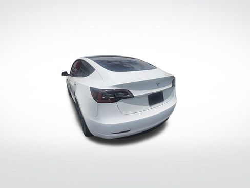 Used 2023 Tesla Model 3 Standard Range RWD image 5