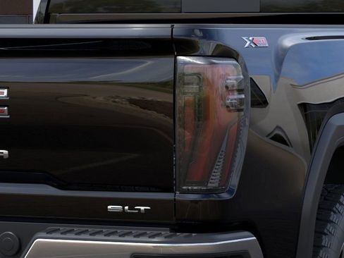 New 2026 GMC Sierra 2500 SLT w/ Texas SLT Premium Package image 11