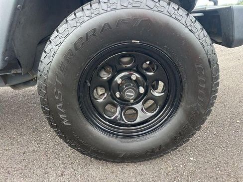 Used 2018 Jeep Wrangler Sport AWD/4WD image 9