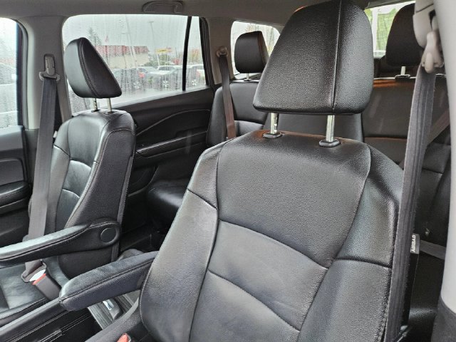 Used 2017 Honda Pilot EX-L image 19