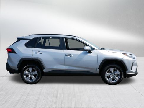 Certified 2025 Toyota RAV4 XLE AWD/4WD image 8