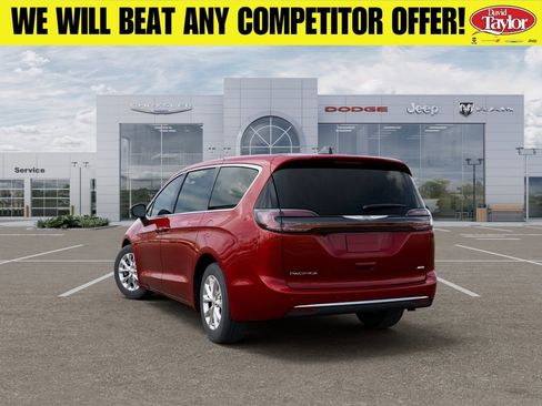 New 2026 Chrysler Pacifica Select AWD/4WD image 3