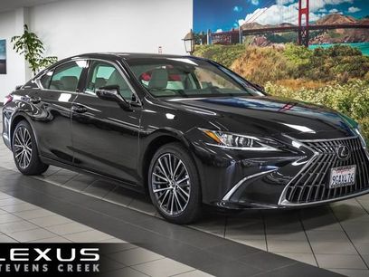 Certified 2023 Lexus ES 300h w/ Premium Package