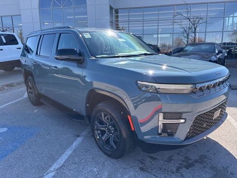 New 2026 Jeep Grand Wagoneer Limited AWD/4WD image 6