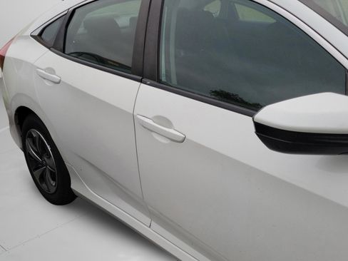 Used 2019 Honda Civic LX image 23