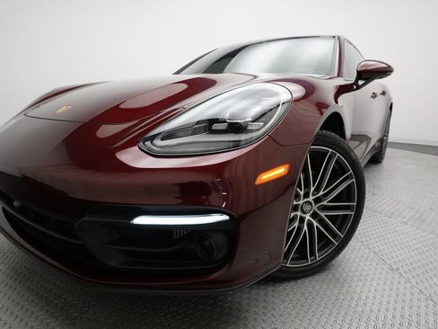 Used 2022 Porsche Panamera 4 image 7