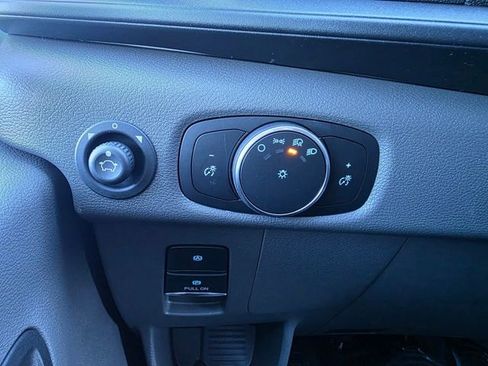 New 2026 Ford Transit 250 148 Medium Roof image 19