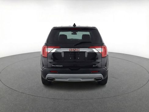 Used 2023 GMC Acadia SLT FWD image 7