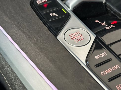 Used 2024 BMW X5 sDrive40i w/ Premium Package image 22