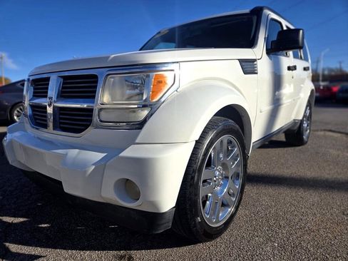 Used 2008 Dodge Nitro SLT image 1