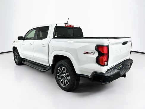 Used 2025 Chevrolet Colorado Z71 AWD/4WD image 5