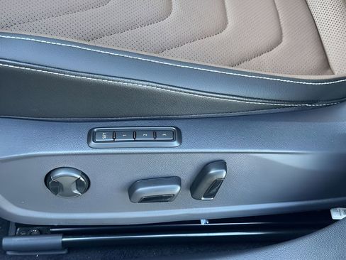 New 2026 Volkswagen Jetta SEL image 12