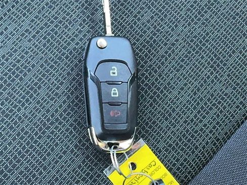 New 2025 Ford Maverick XL image 25