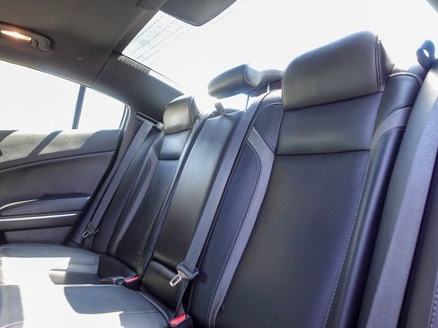 Used 2022 Dodge Charger SXT w/ Leather Interior Group image 25