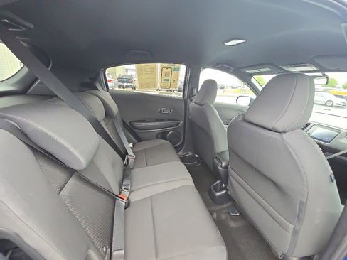 Certified 2021 Honda HR-V Sport image 28