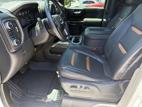 Used 2022 GMC Sierra 1500 AT4 w/ AT4 Premium Package AWD/4WD image 10