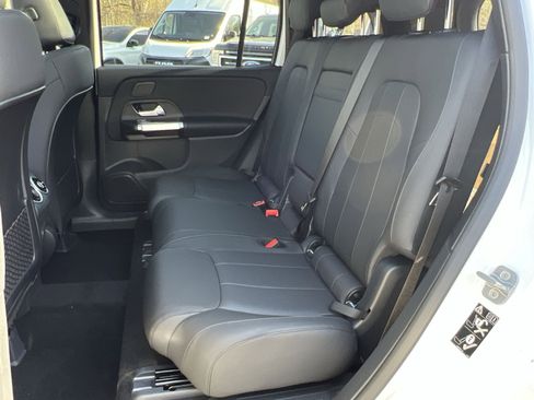 New 2026 Mercedes-Benz GLB 250 4MATIC image 23