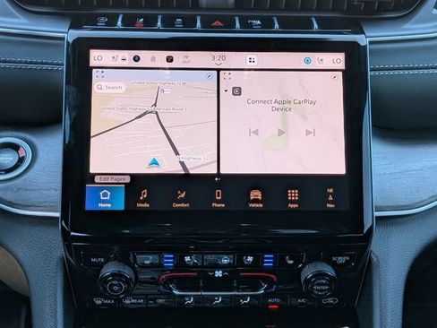Used 2025 Jeep Grand Cherokee L Limited w/ Luxury Tech Group II AWD/4WD image 18