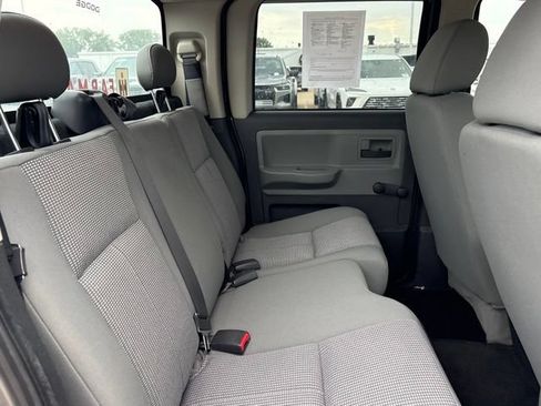 Used 2010 Dodge Dakota ST RWD image 20