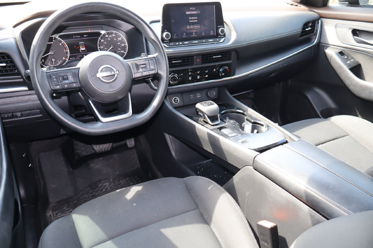 Used 2023 Nissan Rogue S FWD image 4