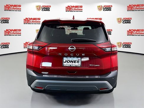 Certified 2023 Nissan Rogue SV image 15