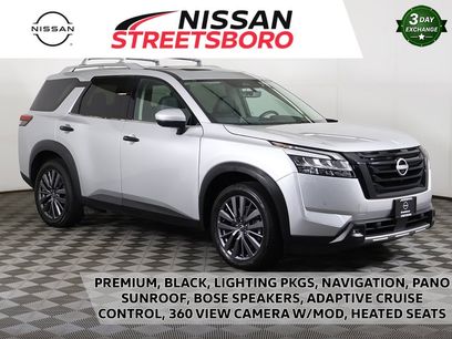 Used 2023 Nissan Pathfinder SL w/ SL Premium Package