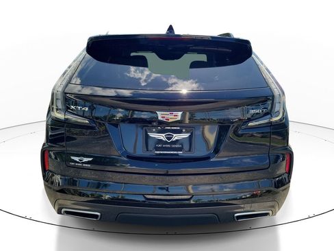 Used 2024 Cadillac XT4 Sport FWD image 3