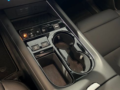 New 2025 Nissan Murano SL image 10