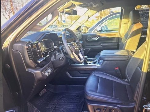 Used 2023 GMC Sierra 1500 SLT w/ SLT Premium Package image 10