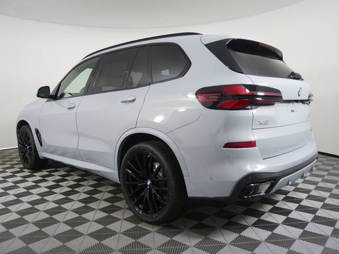 Used 2026 BMW X5 sDrive40i RWD image 5