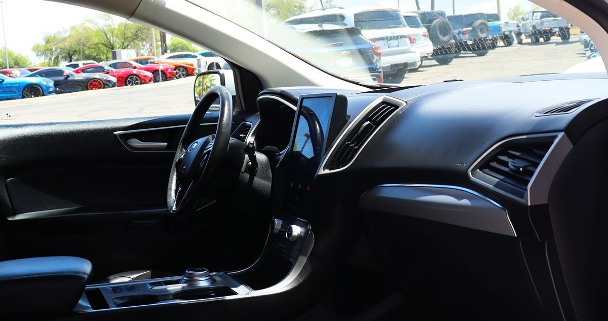 Used 2021 Ford Edge SEL FWD image 31