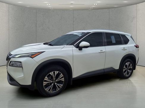 Used 2021 Nissan Rogue SV w/ Premium Package FWD image 9