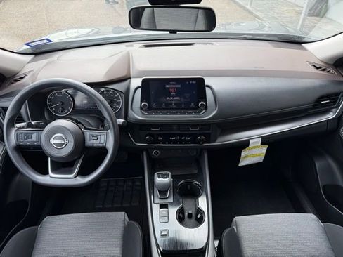 Certified 2023 Nissan Rogue SV FWD image 26