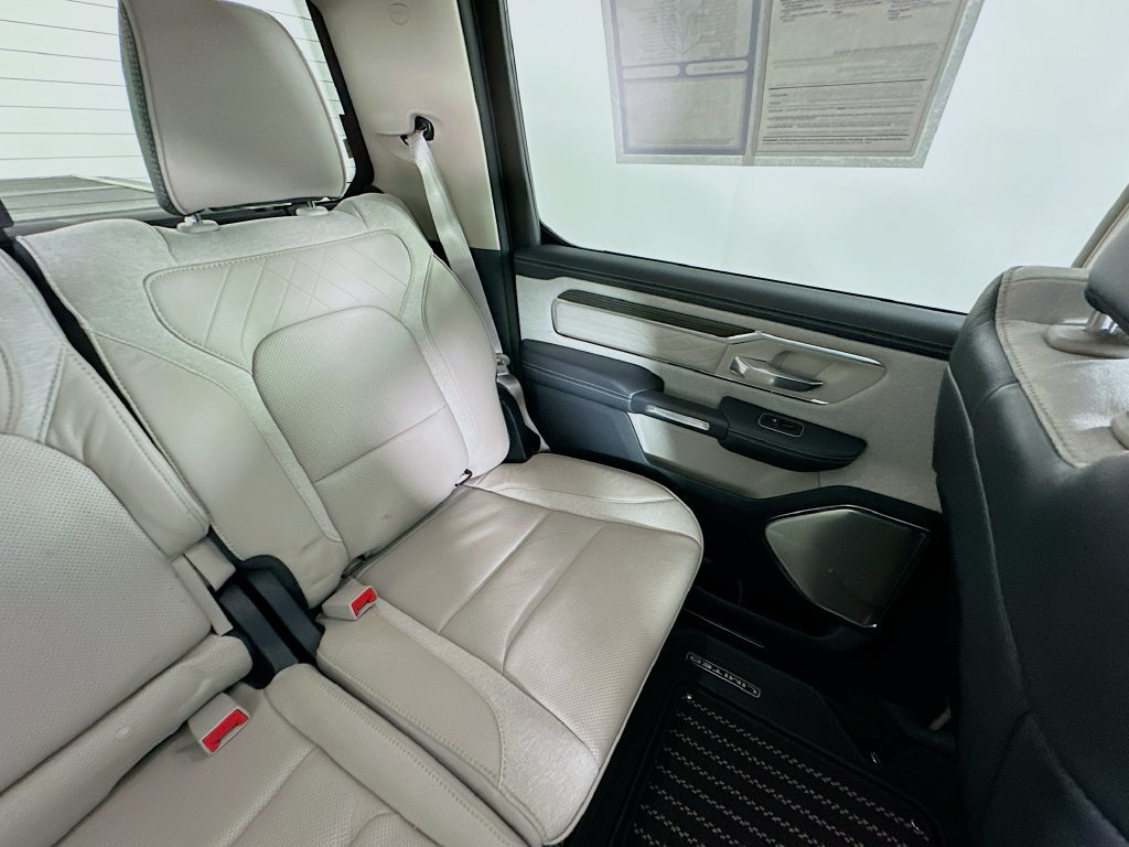 Used 2024 RAM 1500 Limited AWD/4WD image 14