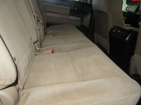 Used 2016 Toyota Sequoia SR5 AWD/4WD image 31