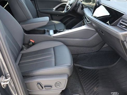 Certified 2025 Audi Q5 Premium w/ Convenience Package AWD/4WD image 27
