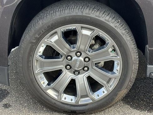 Used 2016 GMC Yukon Denali w/ Open Road Package image 30