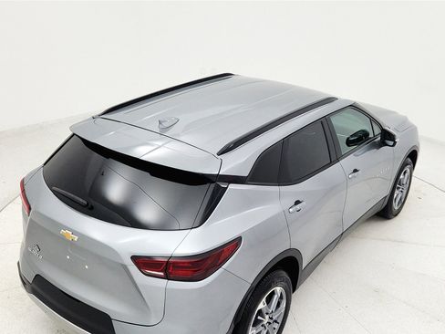 Used 2023 Chevrolet Blazer LT image 38