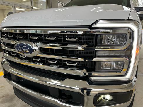 New 2026 Ford F250 Lariat image 1