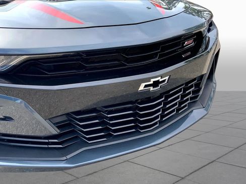 Used 2019 Chevrolet Camaro SS RWD image 29