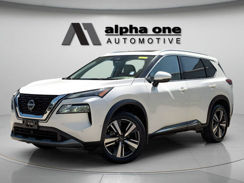 Used 2023 Nissan Rogue SL w/ SL Premium Package FWD image 1