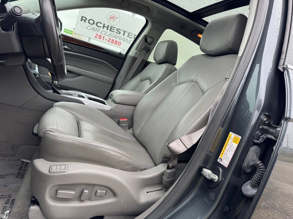 Used 2012 Cadillac SRX Premium AWD/4WD image 3